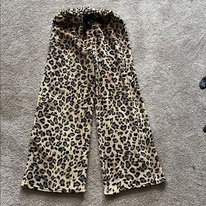 SHEIN Kids Leopard Print Casual Pants